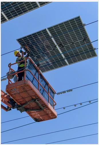 2.jpg 武汉北湖污水处理厂5.4万块光伏板即将铺装完毕(图2)